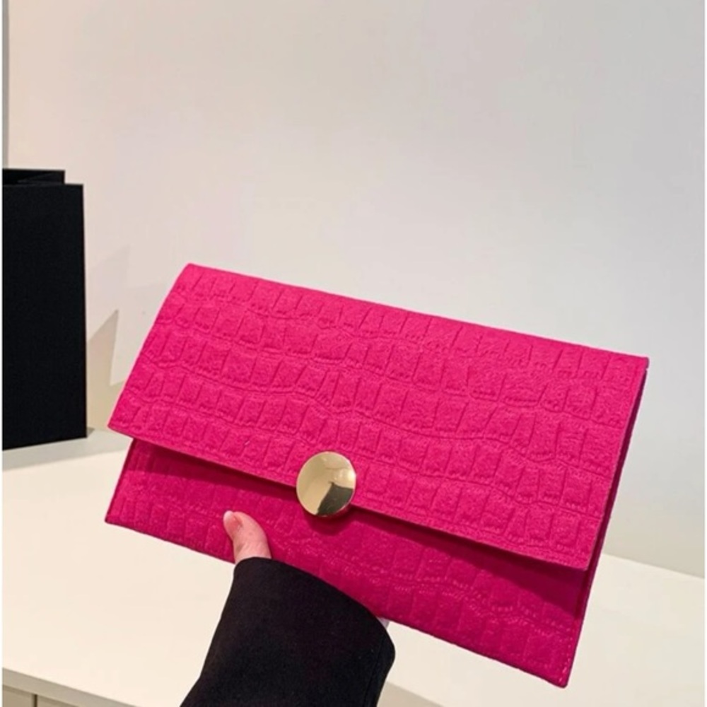 Neon Pink Crocodile Embossed Metal Lock Flap Envelope Clutch - New With Tags